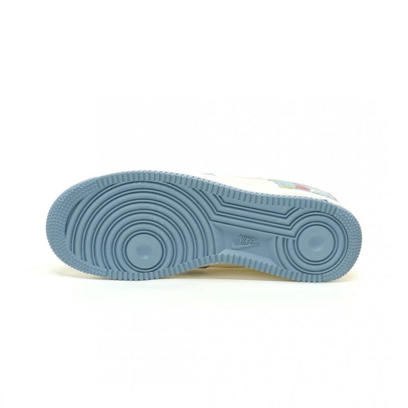 【AT11796】ルイ・ヴィトン×ナイキのコラボレーション エアフォース1 スニーカー | LV x Nike