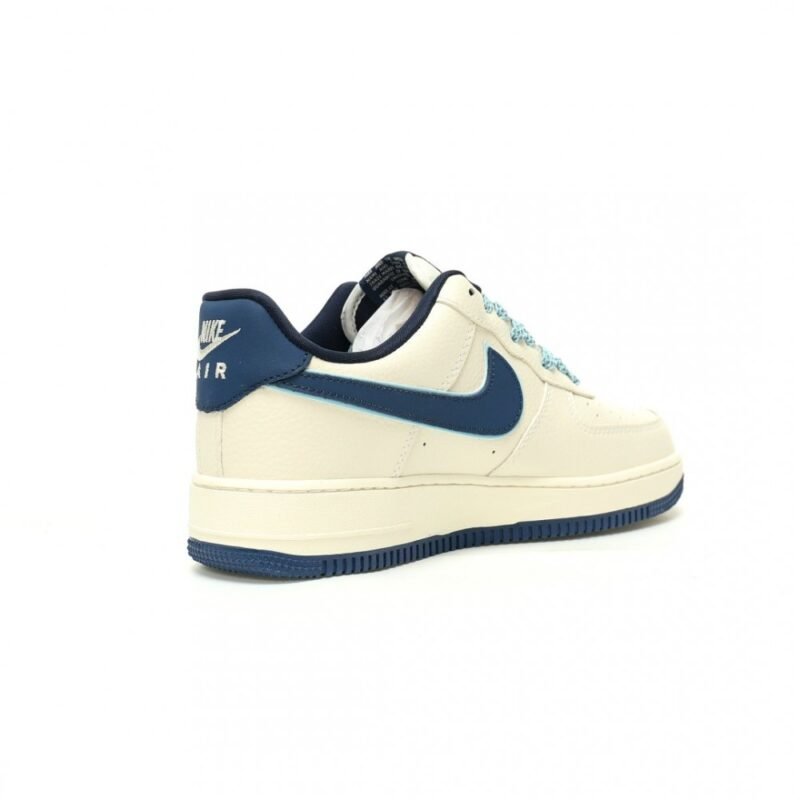 【AT11797】BAPE x Nike Air Force 1コラボローカットスニーカー | ストリートファッションとクラシックデザインの完璧な融合 | A Bathing Ape x Nike