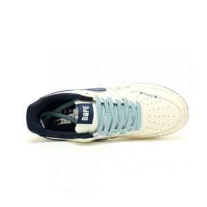 【AT11797】BAPE x Nike Air Force 1コラボローカットスニーカー | ストリートファッションとクラシックデザインの完璧な融合 | A Bathing Ape x Nike