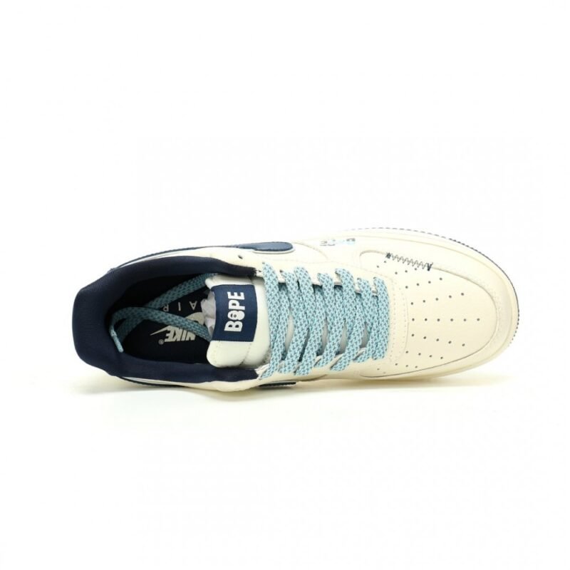 【AT11797】BAPE x Nike Air Force 1コラボローカットスニーカー | ストリートファッションとクラシックデザインの完璧な融合 | A Bathing Ape x Nike