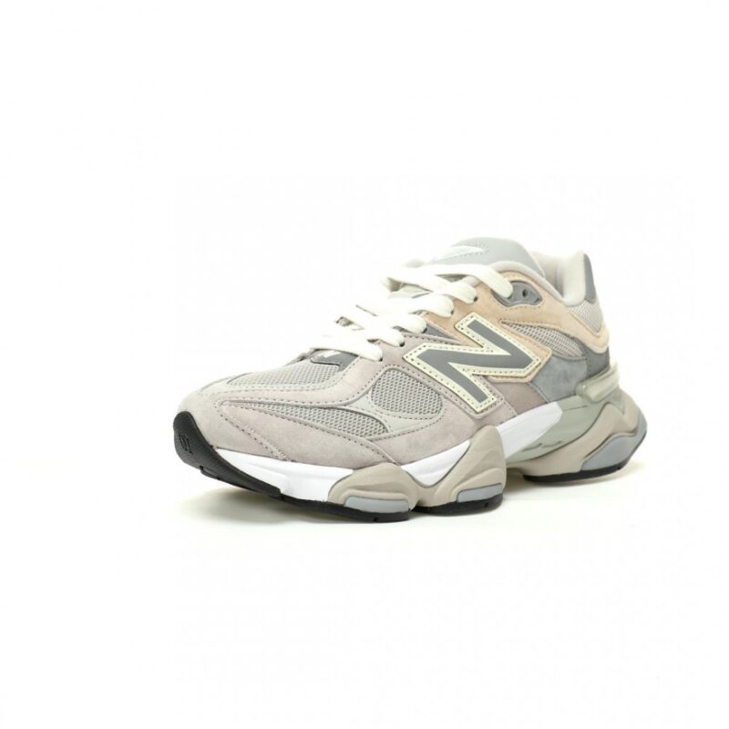 【AT11813】New Balance 9060シリーズ レトロランニングシューズ グレー＆シルバーカラー | New Balance