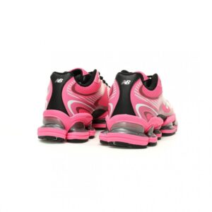【AT11815】ニューバランスU2000ドラゴンベリーシリーズスポーツシューズ | New Balance