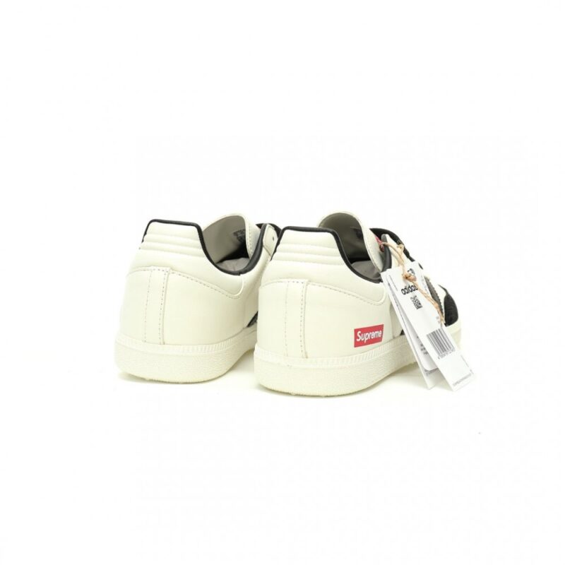 【AT11829】Supreme x アディダス Samba OG コラボスニーカー｜ファッションとスポーツを融合した限定作品 | Supreme x Adidas