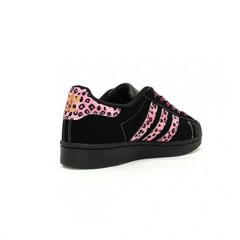 【AT11830】アディダスオリジナルス×ピンクパンサー コラボ スーパースタースニーカー | Adidas Superstar