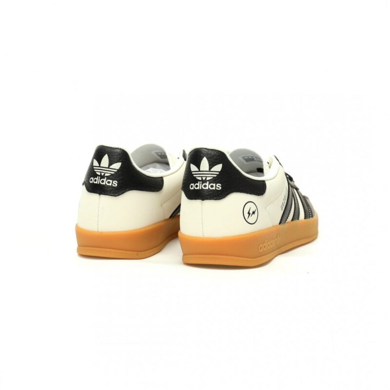 【AT11831】アディダス x Fragment Design Gazelleコラボ: ストリートカルチャーとハイエンドデザインの完璧な融合 | Adidas