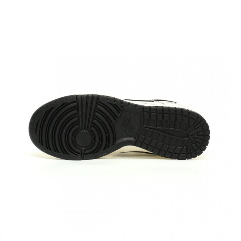 【AT11835】ルイ・ヴィトン x ナイキ SB ダンク ロー: 豪華なコラボレーション | Louis Vuitton x Nike SB Dunk Low | Nike x Louis Vuitton