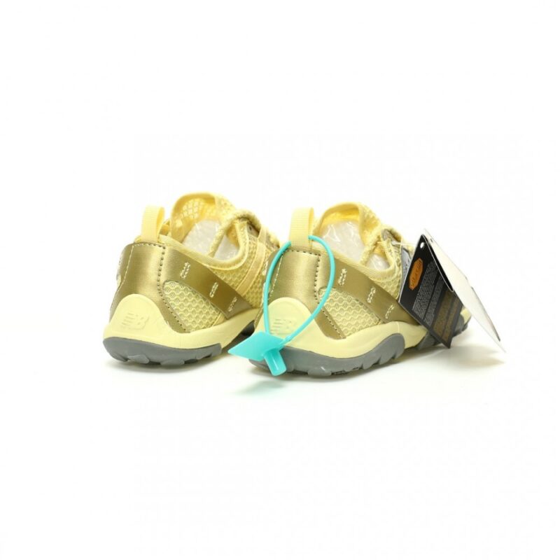 【AT11844】ニューバランス（New Balance）x 三宅一生（Issey Miyake）コラボMT10シューズ | New Balance