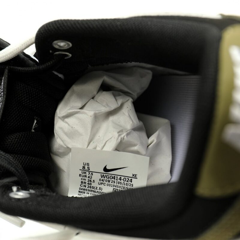 【AT11855】ナイキSBダンクローシリーズ ローカットスケートボードシューズ　カスタムカラーデザイン | Nike Dunk