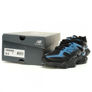 【AT11870】ニューバランス9060シリーズ黒と青のグラデーションメンズランニングシューズ | New Balance