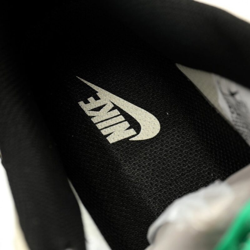 【AT11885】ルイ・ヴィトン × ナイキ エアフォース1 - ハイエンド カスタム スニーカー | Nike x Louis Vuitton