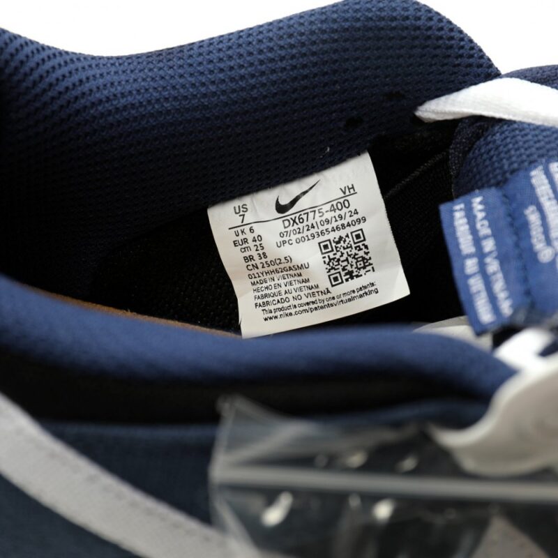 【AT11887】Nike SB Dunk Low Pro PRM スケートボードシューズ - ネイビー&ブラックカラー | Dunk