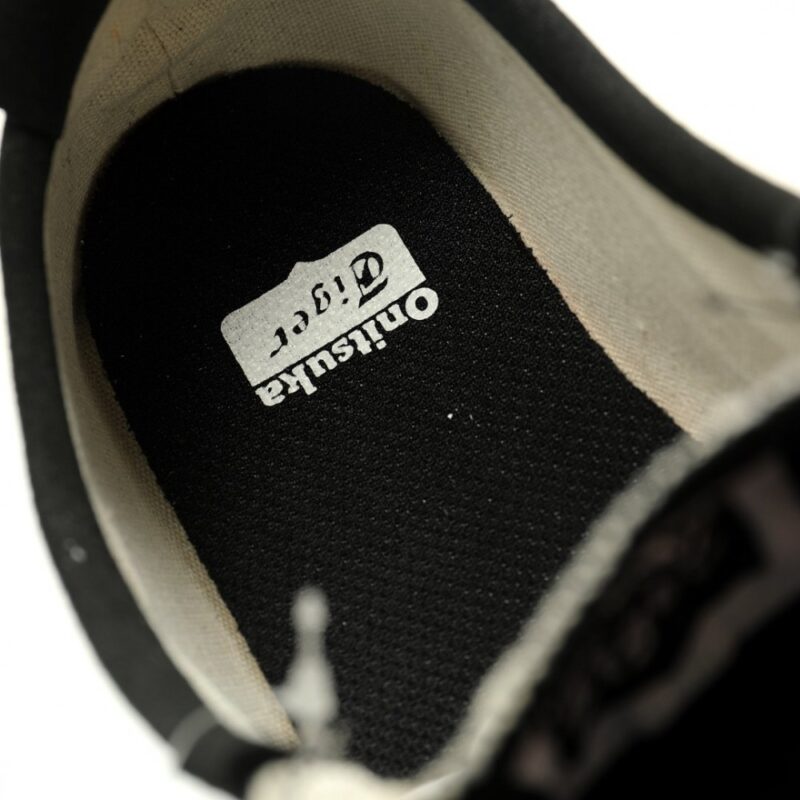 【AT11898】Onitsuka Tiger　オニツカタイガーMexico 66 スリップオンブラック　高密度キャンバススニーカー | Onitsuka Tiger