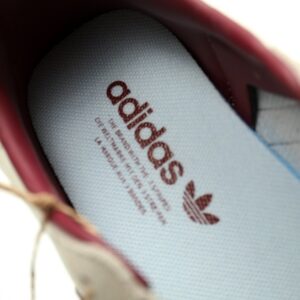 【AT11900】グッチ x アディダスコラボ Samba OG スニーカー - ハイブリッドデザインと豪華な美学で完璧な融合 | Gucci x Adidas