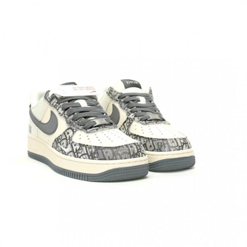 【AT11905】ナイキ・プラダコラボAir Force 1 x Dior カスタムスニーカー | Nike x Air Force 1