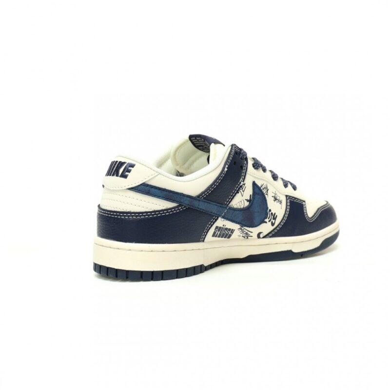 【AT11907】ステューシー x ナイキSBダンクLowコラボシューズ | Nike x Stussy