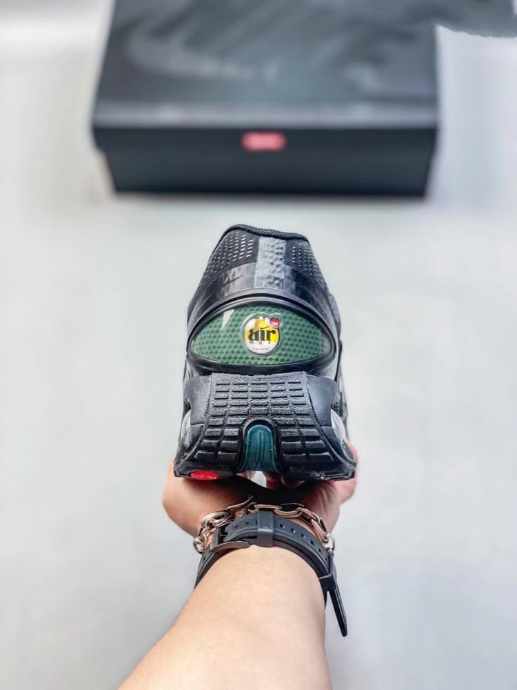 【AT12049】Nike Air Max DN スニーカー - ファッションとテクノロジーを融合した最新ランニングシューズ | Air Max