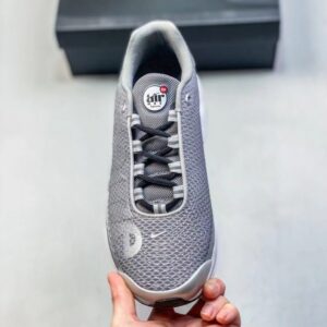 【AT12050】ナイキ Air Max DN8 - 革新的なデザインと快適性能を融合したスニーカー | Nike x Air Max