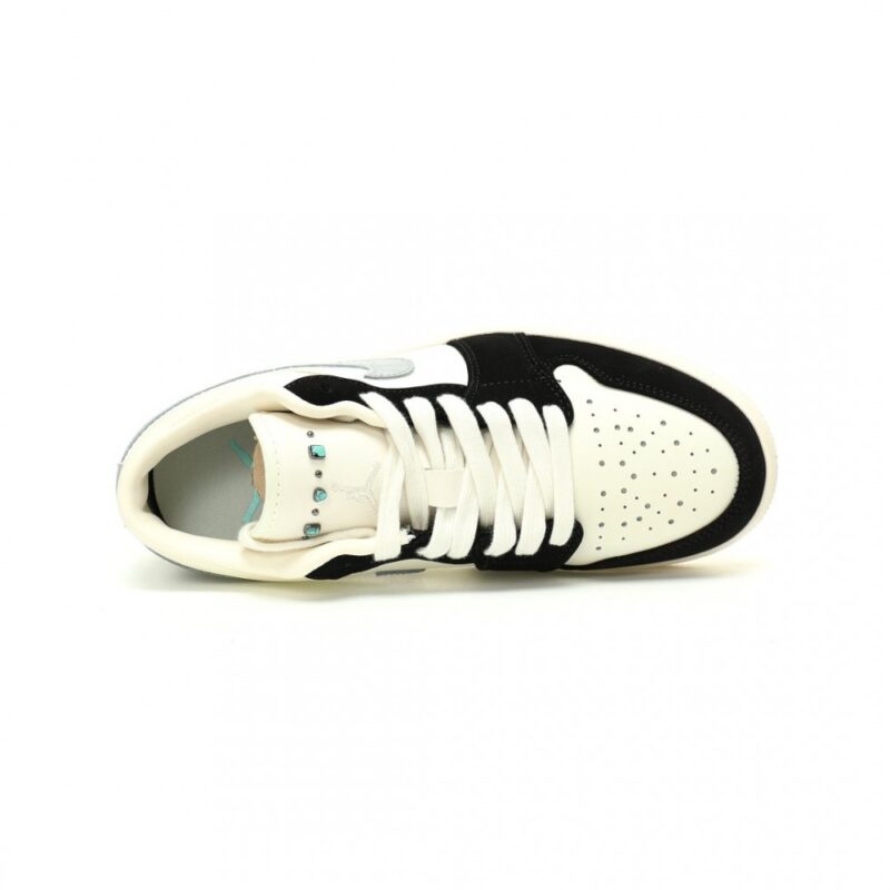 【AT12090】ナイキ Air Jordan 1 Low 'Voile' スニーカー - クラシックな魅力が再現された最新モデル | Nike x Air Jordan