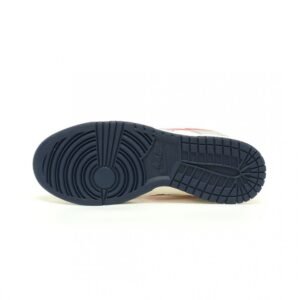 【AT12097】ナイキSBダンクロー × The North Faceコラボスニーカー - ストリートとアウトドアの融合 | Nike x The North Face