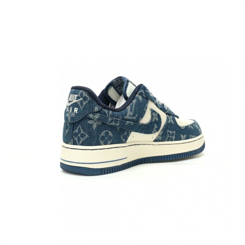 【AT12107】ルイ・ヴィトン×ナイキ コラボ スニーカー - リジットブルー＆クリームデニム エアフォース1 | Louis Vuitton x Nike