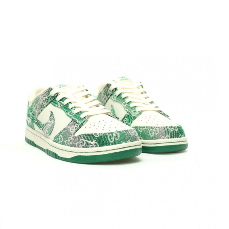 【AT12109】グッチ x ナイキSBダンクロー コラボ スケートボードシューズ | Gucci x Nike
