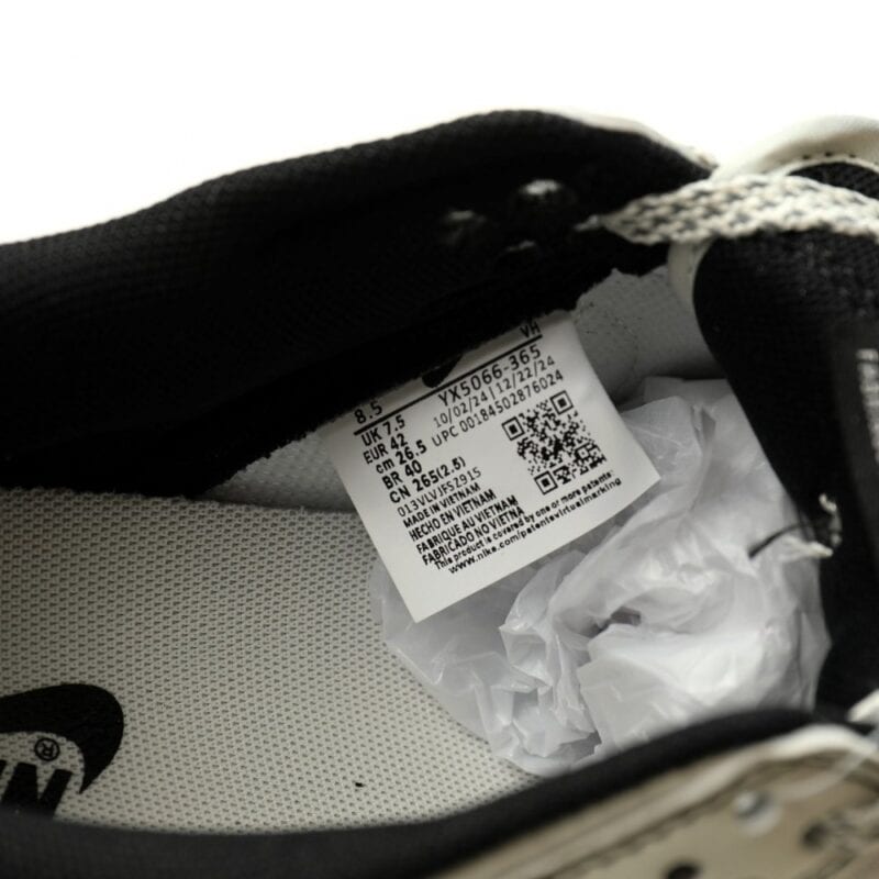 【AT12110】ルイ・ヴィトン × ナイキ SB ダンク ロー コラボレーションシューズ | Louis Vuitton x Nike