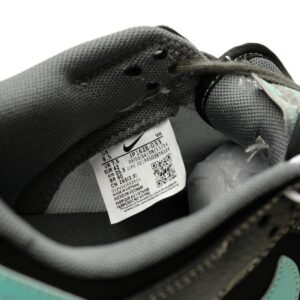 【AT12111】ルイ・ヴィトン×ナイキSB ダンク ロー スニーカー - 高級ストリートアートと贅沢な快適性 | Nike x Louis Vuitton