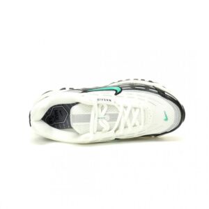 【AT12113】ナイキ x コムデギャルソン Air Max TL 2.5 スニーカー - 高級ファッションとストリートウェアの融合 | Nike x Air Max