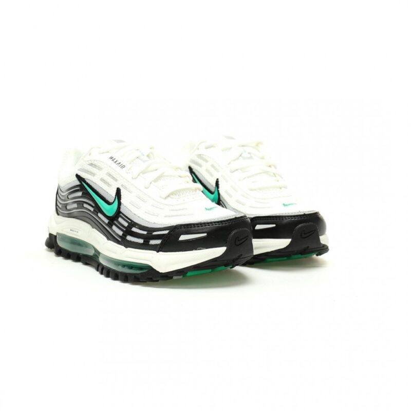 【AT12113】ナイキ x コムデギャルソン Air Max TL 2.5 スニーカー - 高級ファッションとストリートウェアの融合 | Nike x Air Max