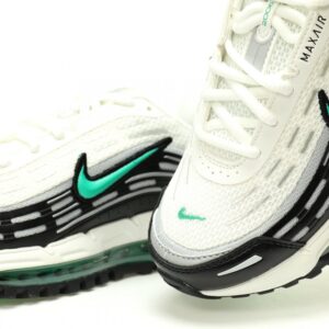 【AT12113】ナイキ x コムデギャルソン Air Max TL 2.5 スニーカー - 高級ファッションとストリートウェアの融合 | Nike x Air Max
