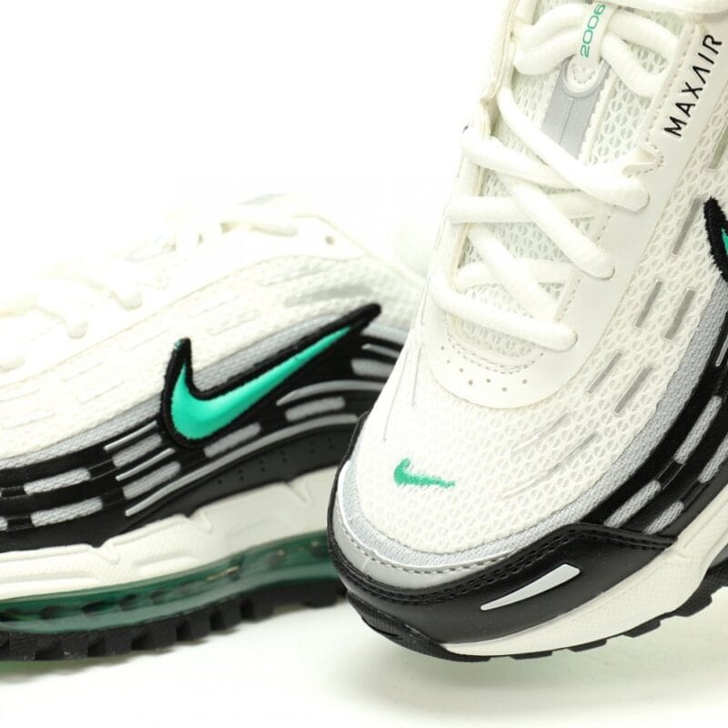 【AT12113】ナイキ x コムデギャルソン Air Max TL 2.5 スニーカー - 高級ファッションとストリートウェアの融合 | Nike x Air Max