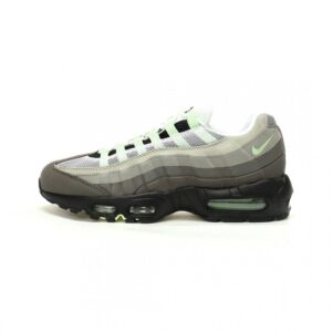 【AT12117】ナイキ Air Max 95 Essential クラシックランニングシューズ | Nike x Air Max