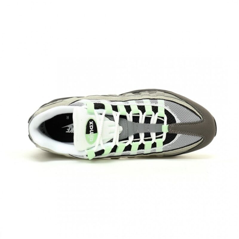 【AT12117】ナイキ Air Max 95 Essential クラシックランニングシューズ | Nike x Air Max