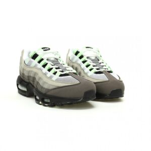 【AT12117】ナイキ Air Max 95 Essential クラシックランニングシューズ | Nike x Air Max