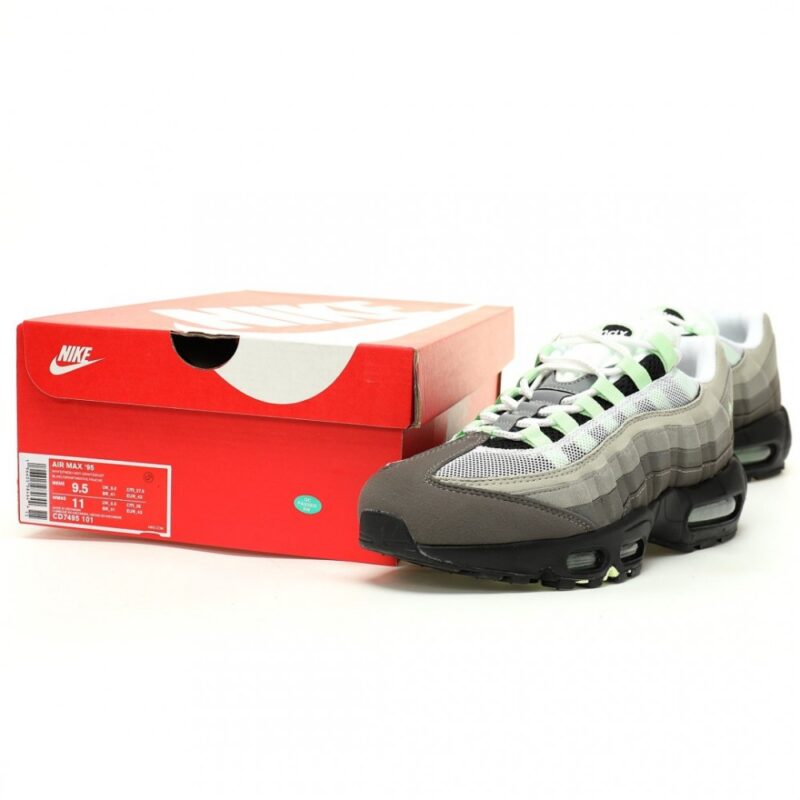 【AT12117】ナイキ Air Max 95 Essential クラシックランニングシューズ | Nike x Air Max