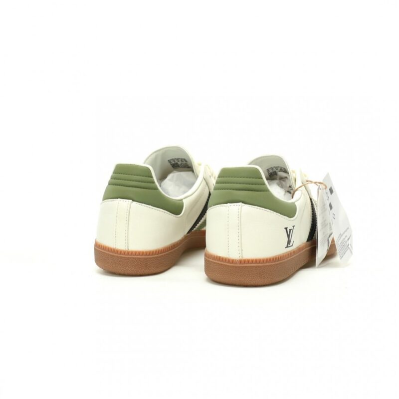 【AT12143】【ルイ・ヴィトン Louis Vuitton x アディダス】Samba OG シリーズスニーカー - ハイクラスなラグジュアリーとクラシックなスポーツを融合 | Louis Vuitton x Adidas