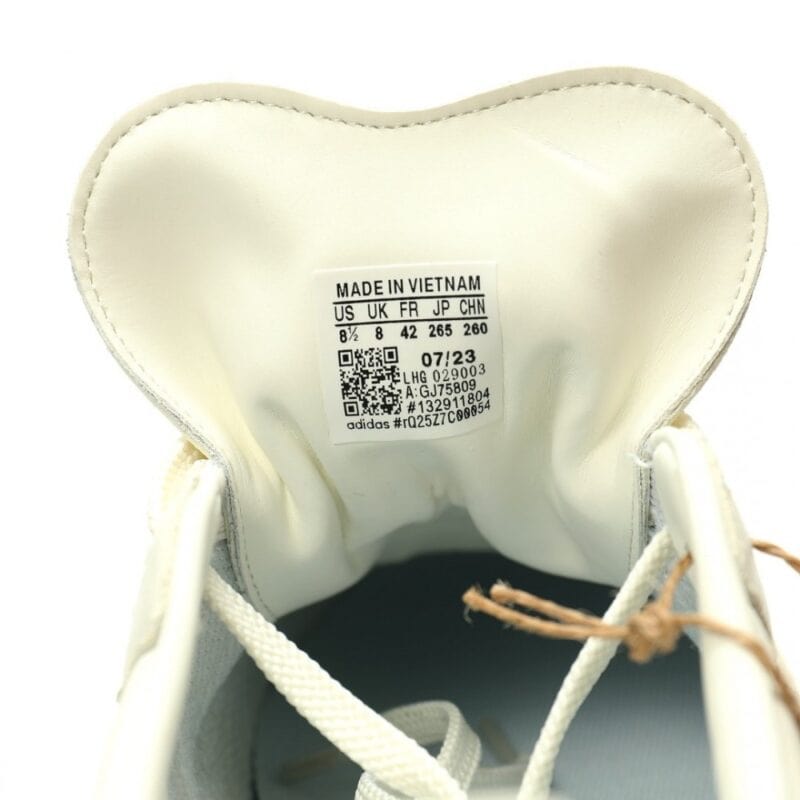 【AT12143】【ルイ・ヴィトン Louis Vuitton x アディダス】Samba OG シリーズスニーカー - ハイクラスなラグジュアリーとクラシックなスポーツを融合 | Louis Vuitton x Adidas