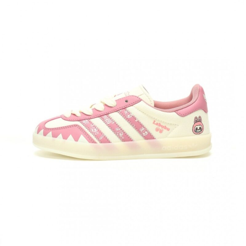 【AT12147】アディダス オリジナルス Samba OG LABUBUスニーカー - ピンクとベージュ色ブロックデザイン | Adidas