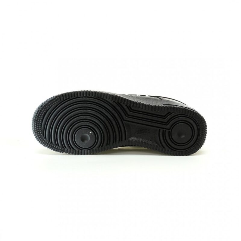 【AT12155】ナイキ Air Force 1 '07 Low でストリートアートファッションの完璧な融合を体験しよう！ | Nike x Air Force 1