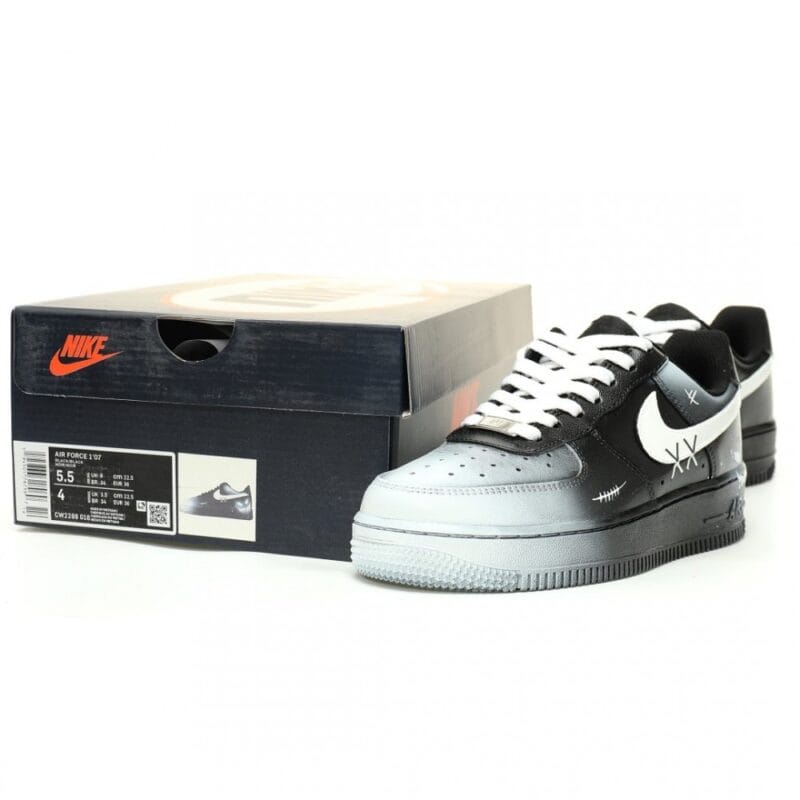 【AT12155】ナイキ Air Force 1 '07 Low でストリートアートファッションの完璧な融合を体験しよう！ | Nike x Air Force 1