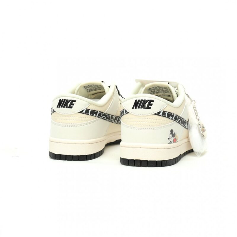 【AT12160】ナイキSB ダンク ロー x グッチ カスタム スニーカー | Nike x Dunk