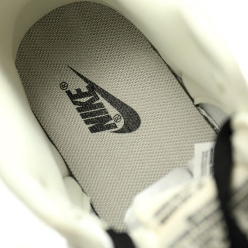 【AT12160】ナイキSB ダンク ロー x グッチ カスタム スニーカー | Nike x Dunk