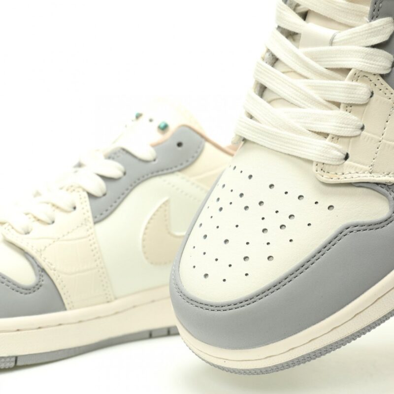 【AT12166】Nike Air Jordan 1 Low 'Sail Soft Pearl' ナイキ エアジョーダン 1 ロー セイル ソフトパール | Nike x Air Jordan