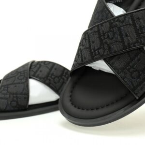 【AT12169】ディオールAliasシリーズの黒色クロスストラップサンダル - 高級フランスデザイン | Christian Dior