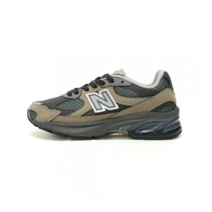【AT12228】ニューバランス(New Balance) M2010シリーズの都市トレンドスニーカー | New Balance