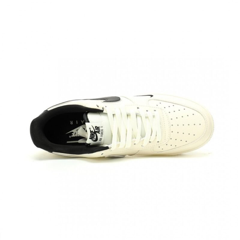 【AT12247】ナイキ エアフォース1 '07 ロー トラビススコットコラボ シューズ | Travis Scott x Nike