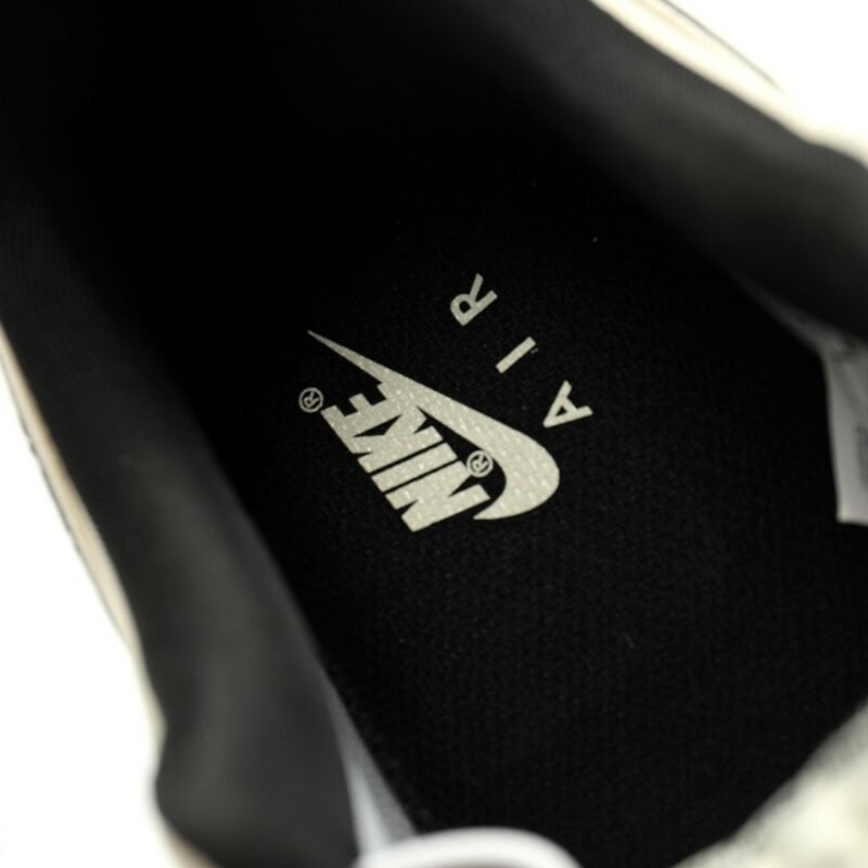 【AT12247】ナイキ エアフォース1 '07 ロー トラビススコットコラボ シューズ | Travis Scott x Nike
