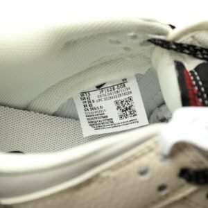 【AT12251】シュプリーム x ナイキSBダンクロー スニーカー | ストリートファッション愛好家必見 | Dunk