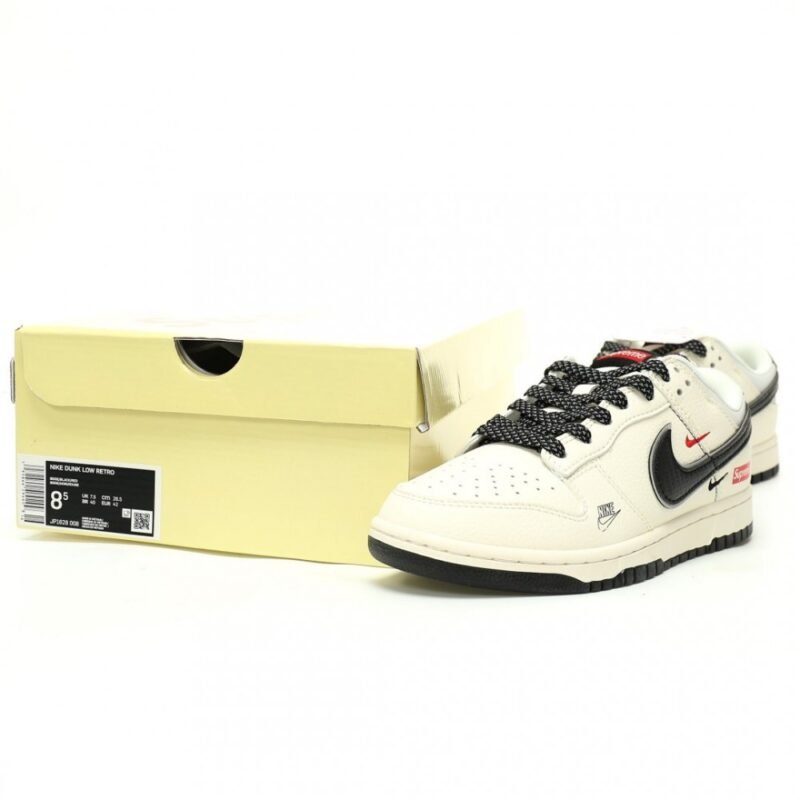 【AT12251】シュプリーム x ナイキSBダンクロー スニーカー | ストリートファッション愛好家必見 | Dunk