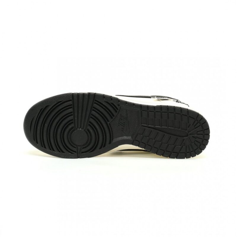 【AT12252】Stussy x ナイキSB ダンクロー スニーカー - ストリートカルチャーとスポーツ美学の融合 | Nike x Stussy